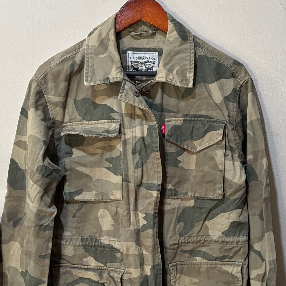 Women’s Levi's Green Camouflage Field Jacket